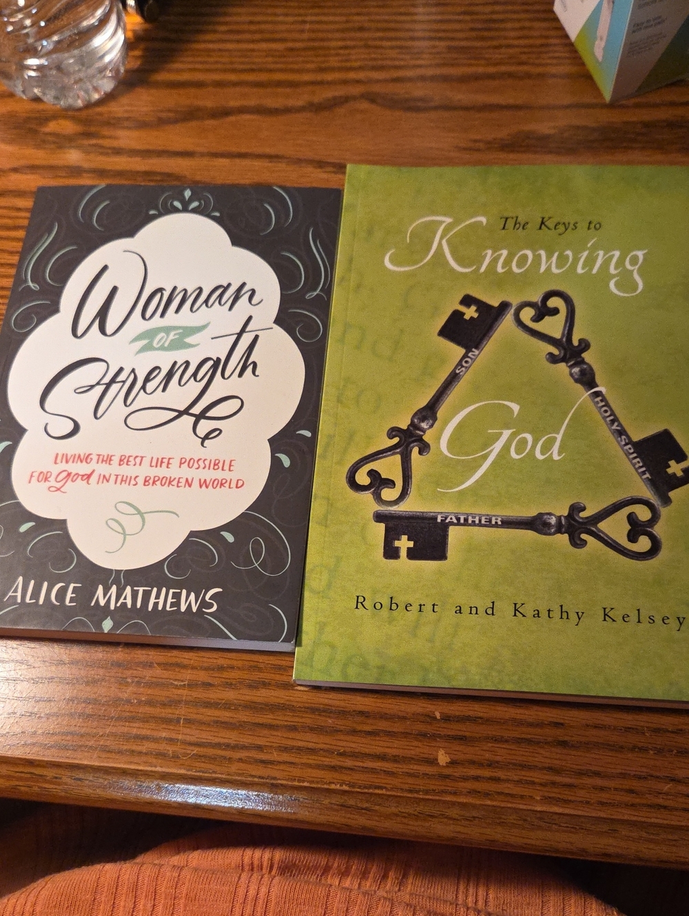 Duo Books Woman Of Strength & The Keys Of Knowing God